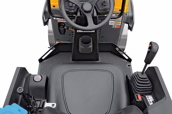 2026 Wacker Neuson RD12A-90 Fixed ROPS - Image 2